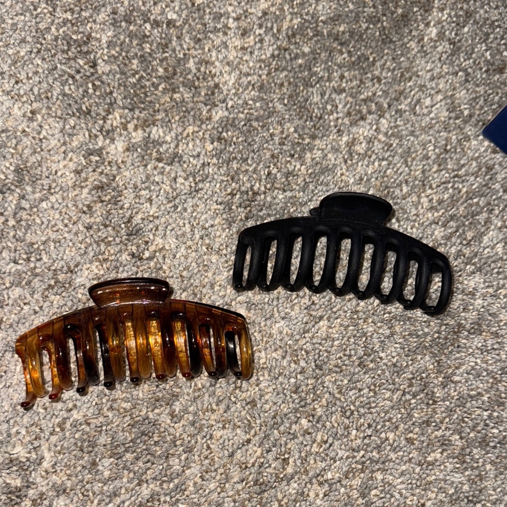 Set of Black and Brown Hair Clips